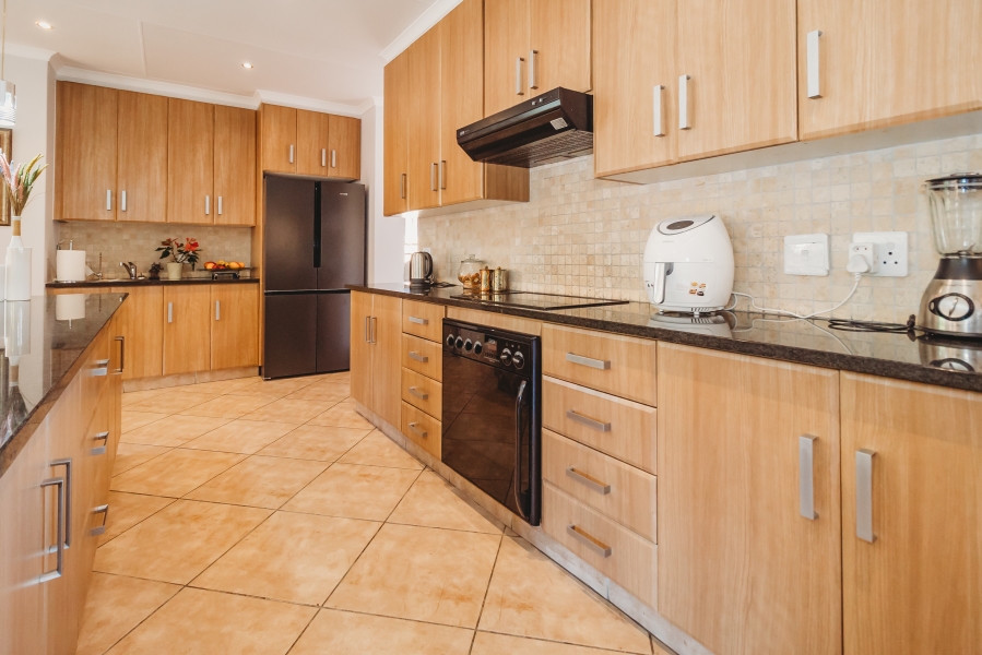 3 Bedroom Property for Sale in Heather Park Western Cape